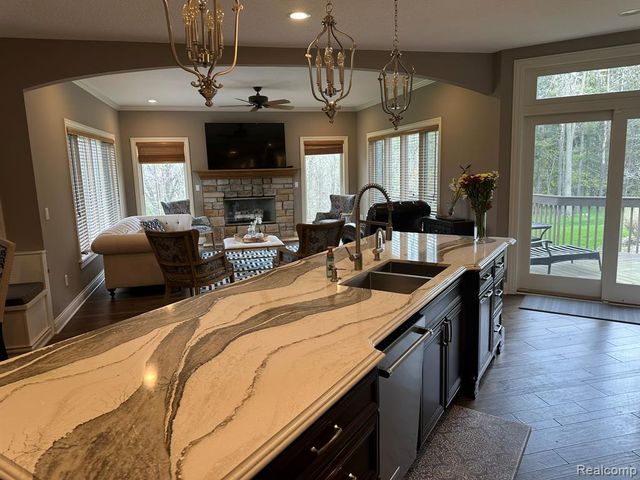6223 Canter Creek Trail, Grand Blanc, MI 48439