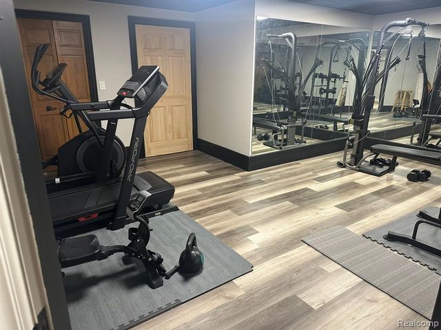 6223 Canter Creek Trail, Grand Blanc, MI 48439