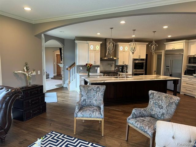 6223 Canter Creek Trail, Grand Blanc, MI 48439