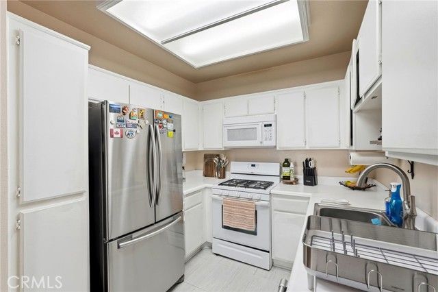 11150 Glenoaks 286, Pacoima (los Angeles), CA 91331