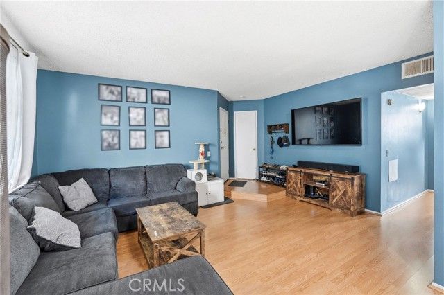 11150 Glenoaks 286, Pacoima (los Angeles), CA 91331