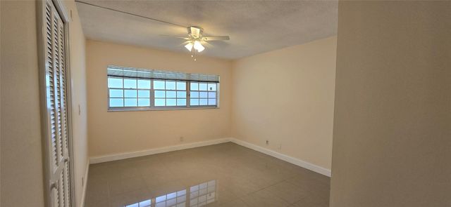 2950 N PALM AIRE Drive 106, Pompano Beach, FL 33069