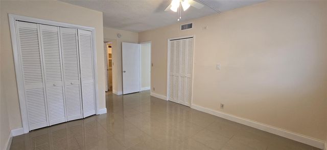 2950 N PALM AIRE Drive 106, Pompano Beach, FL 33069