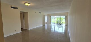 2950 N PALM AIRE Drive 106, Pompano Beach, FL 33069