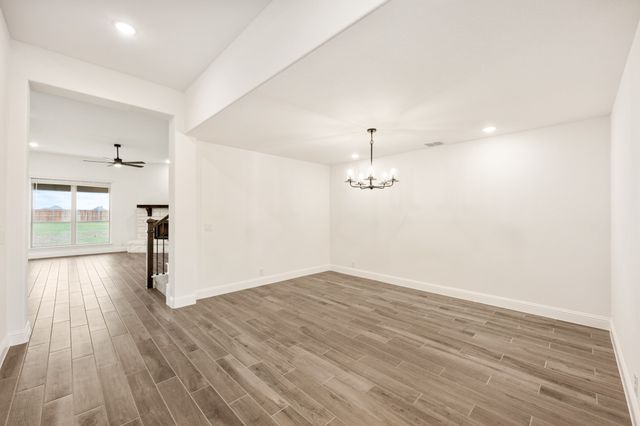 409 Loftsmoor Lane, Red Oak, TX 75154