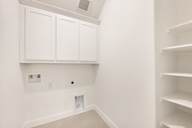 409 Loftsmoor Lane, Red Oak, TX 75154