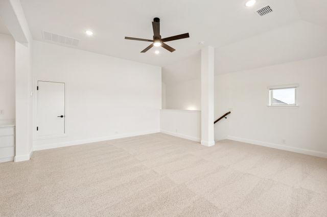 409 Loftsmoor Lane, Red Oak, TX 75154