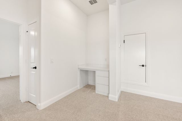 409 Loftsmoor Lane, Red Oak, TX 75154