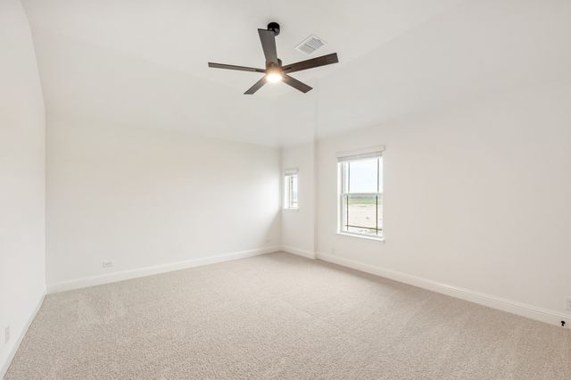 409 Loftsmoor Lane, Red Oak, TX 75154