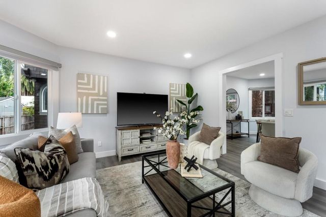 2226 Blake Street, Berkeley, CA 94704