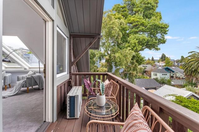 2226 Blake Street, Berkeley, CA 94704