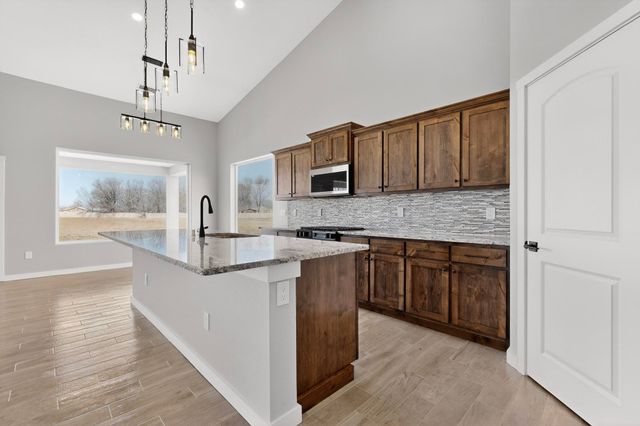 9 Leibel Court, Los Lunas, NM 87031