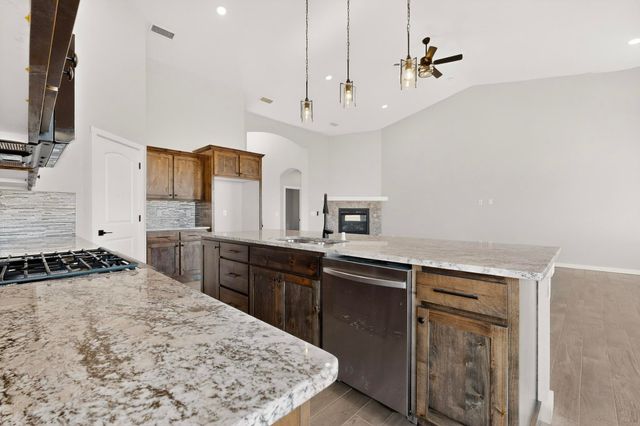 9 Leibel Court, Los Lunas, NM 87031