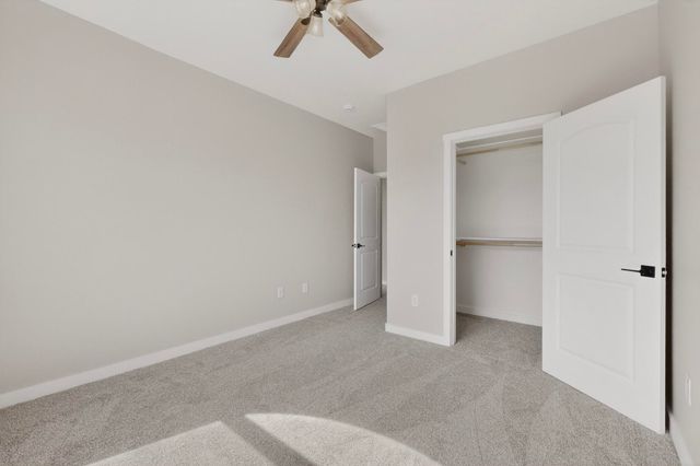 9 Leibel Court, Los Lunas, NM 87031