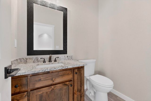 9 Leibel Court, Los Lunas, NM 87031