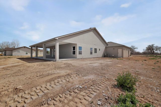 9 Leibel Court, Los Lunas, NM 87031