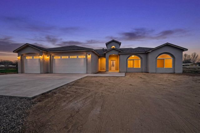 9 Leibel Court, Los Lunas, NM 87031