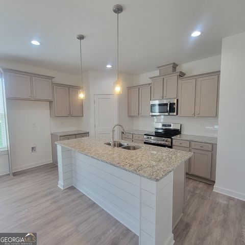 107 Water Run Way, Perry, GA 31069