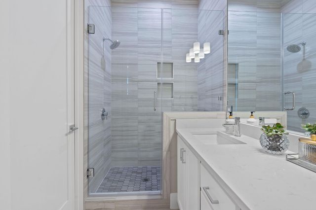 7905 Floracita LN, Austin, TX 78735