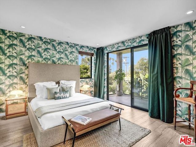 1724 N Sierra Bonita Avenue, Los Angeles, CA 90046