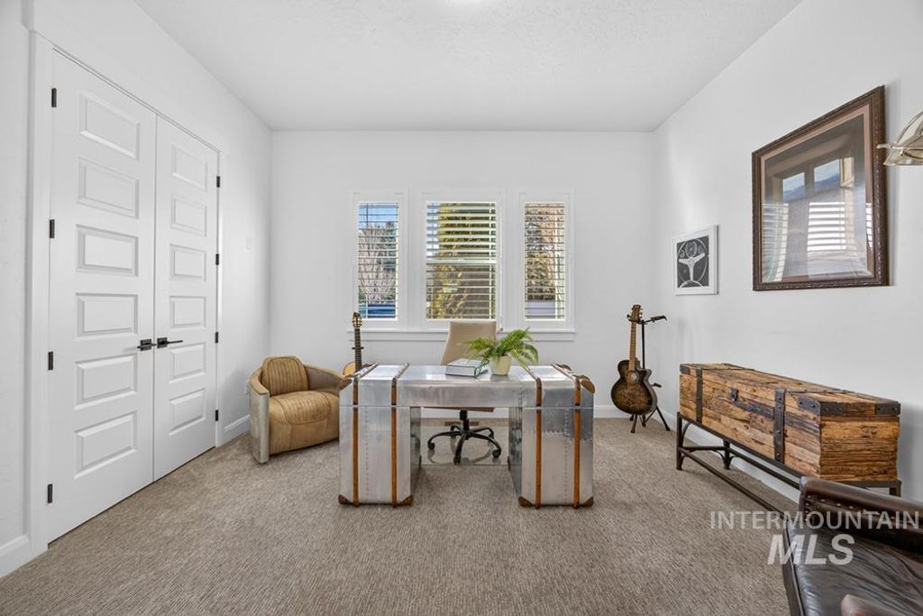 6638 N Big Cedar Way, Meridian, ID 83646 photo 15