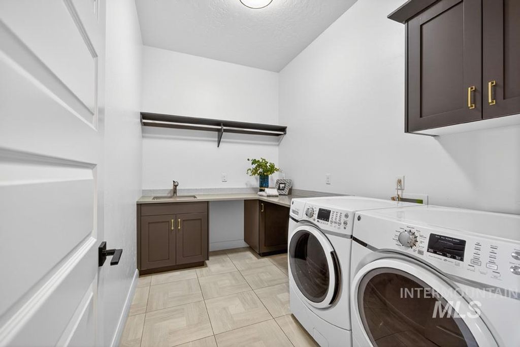 6638 N Big Cedar Way, Meridian, ID 83646 photo 16