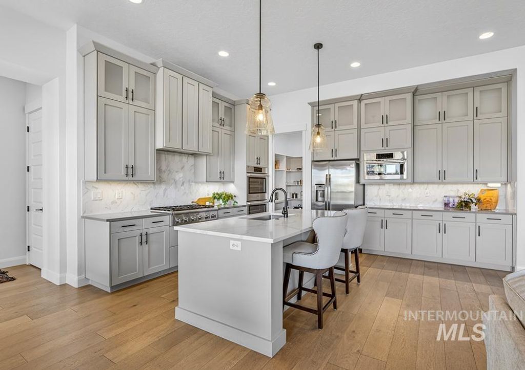 6638 N Big Cedar Way, Meridian, ID 83646 photo 5