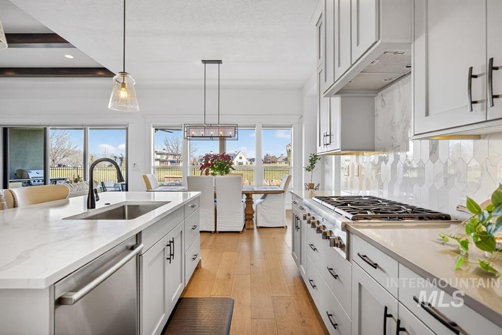 6638 N Big Cedar Way, Meridian, ID 83646 photo 6