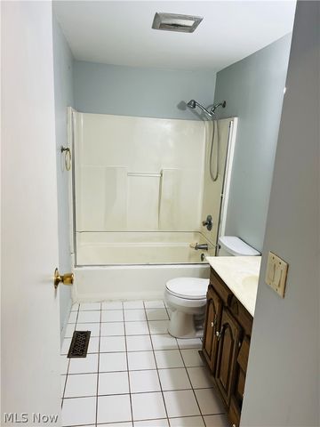 5630 Stanford Avenue, Austintown, OH 44515