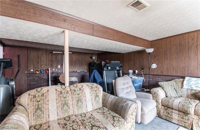 5630 Stanford Avenue, Austintown, OH 44515