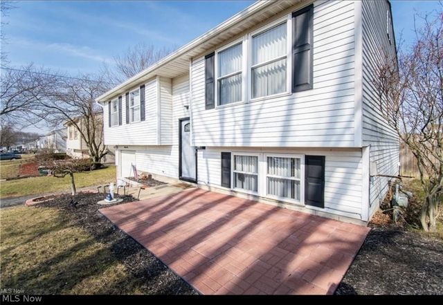 5630 Stanford Avenue, Austintown, OH 44515