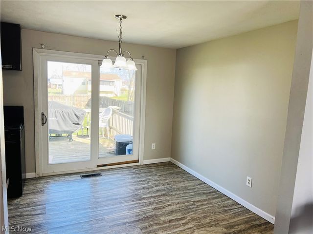 5630 Stanford Avenue, Austintown, OH 44515