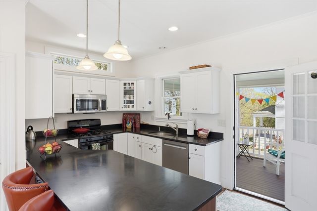 26 Walnut Street, Maynard, MA 01754