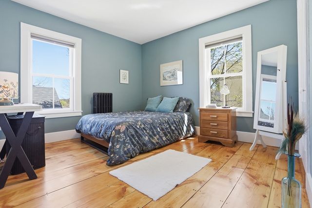 26 Walnut Street, Maynard, MA 01754