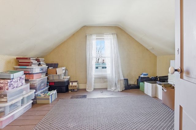 26 Walnut Street, Maynard, MA 01754