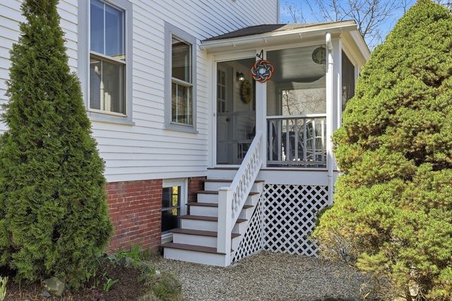 26 Walnut Street, Maynard, MA 01754