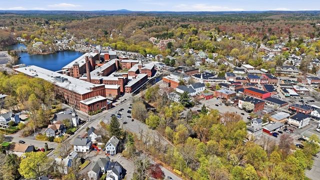 26 Walnut Street, Maynard, MA 01754