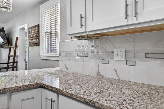 526 Brook AVE, Suffolk, VA 23434
