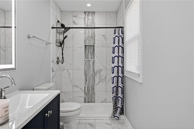 526 Brook AVE, Suffolk, VA 23434