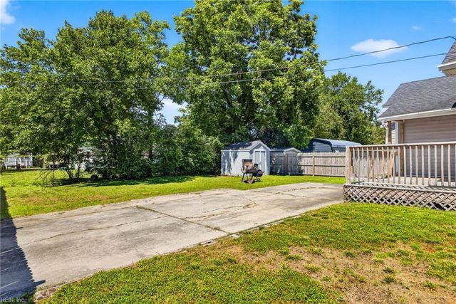 526 Brook AVE, Suffolk, VA 23434