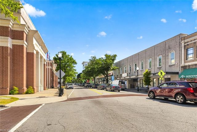 526 Brook AVE, Suffolk, VA 23434