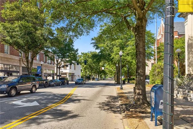 526 Brook AVE, Suffolk, VA 23434