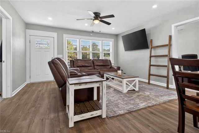 526 Brook AVE, Suffolk, VA 23434