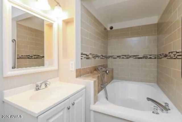 732 W FLOWER Avenue, Mesa, AZ 85210