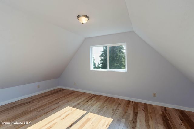 205 Ullr Dr, Sandpoint, ID 83864