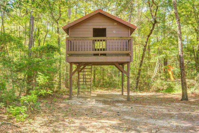 185 Rim Rock Road, Huntsville, TX 77340