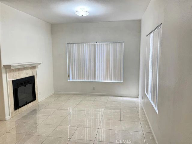 18319 Hart Street 3, Reseda, CA 91335