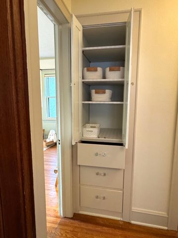 1555 Holton Street, Saint Paul, MN 55108