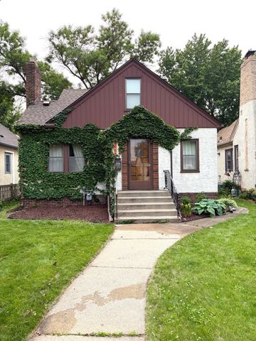 1555 Holton Street, Saint Paul, MN 55108