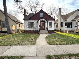 1555 Holton Street, Saint Paul, MN 55108